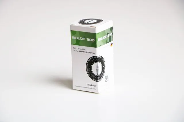 w3 Military Pharmaceuticals BOLDE 300 Boldenone undecylenate x 300mg/ml - Image 1